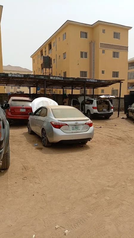 Henry automobile in Gwagwalada