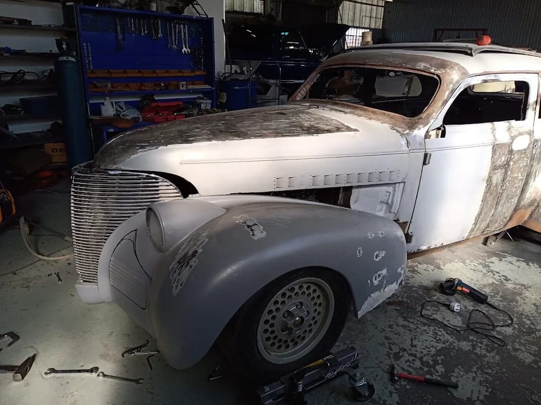 Steelroad Rod & Customs in Rynfield