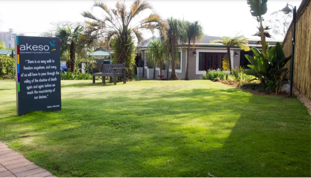 DR NM SIBIYA INC in Scottsville