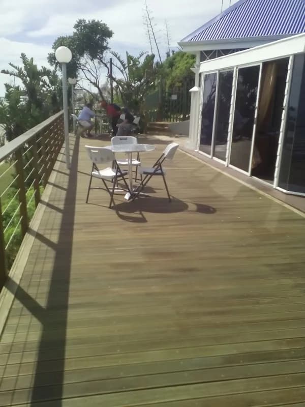 Vacation Zone in Humewood