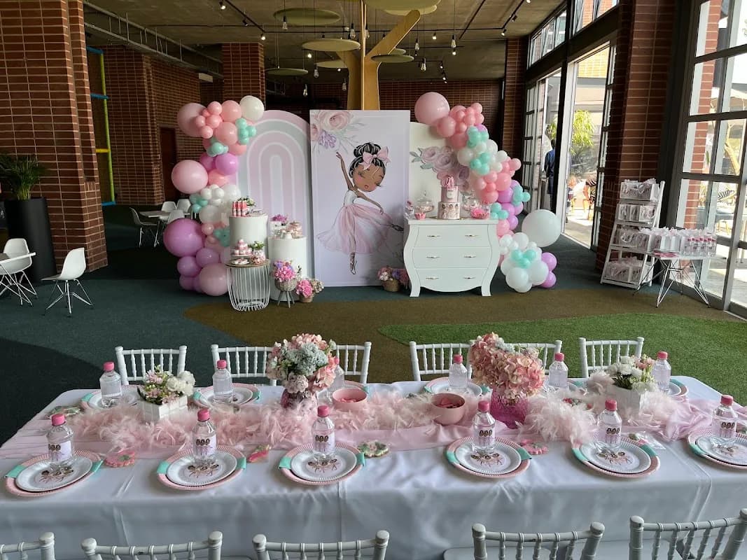 Monkey Noodle Bespoke Parties and Decor Hire in Sunninghill