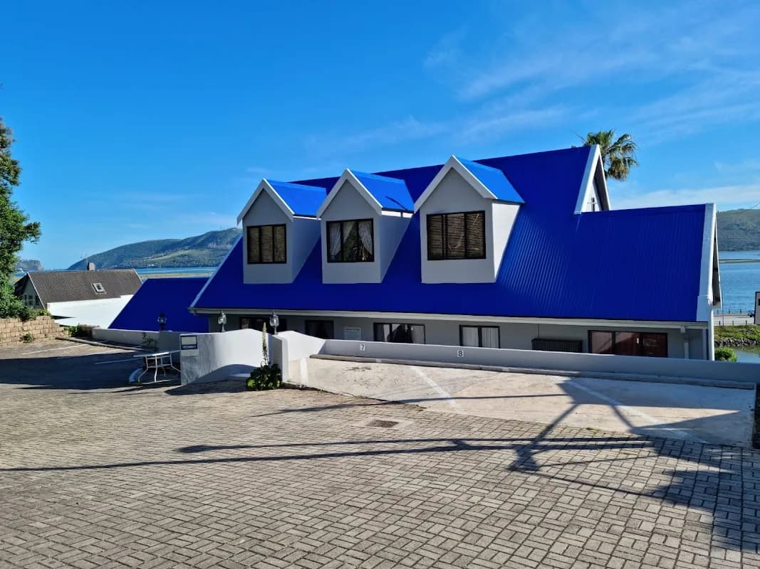 Lagoon Lodge Bed & Breakfast in Sedgefield