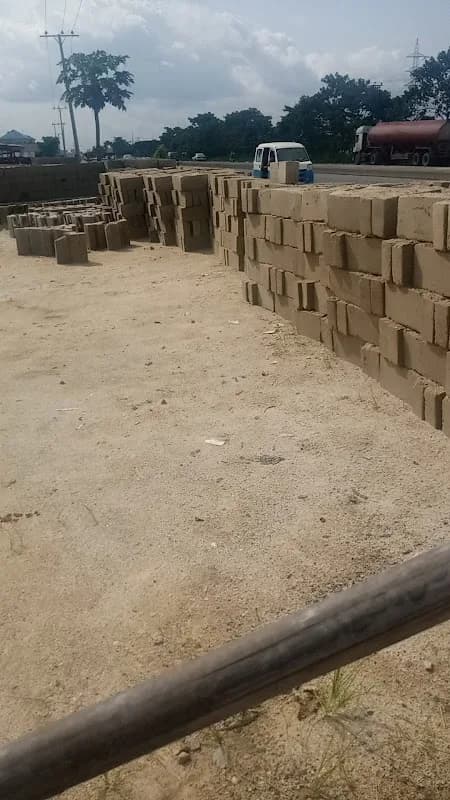 Badu Block Factory in Ozuoba