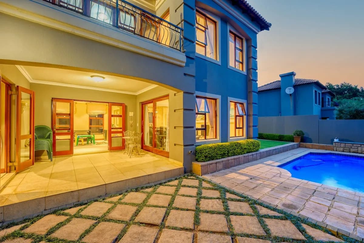 Christine Todd Bromhof and Shirley-ann Todd #teamtodd Northwold Estate Agent in Randburg