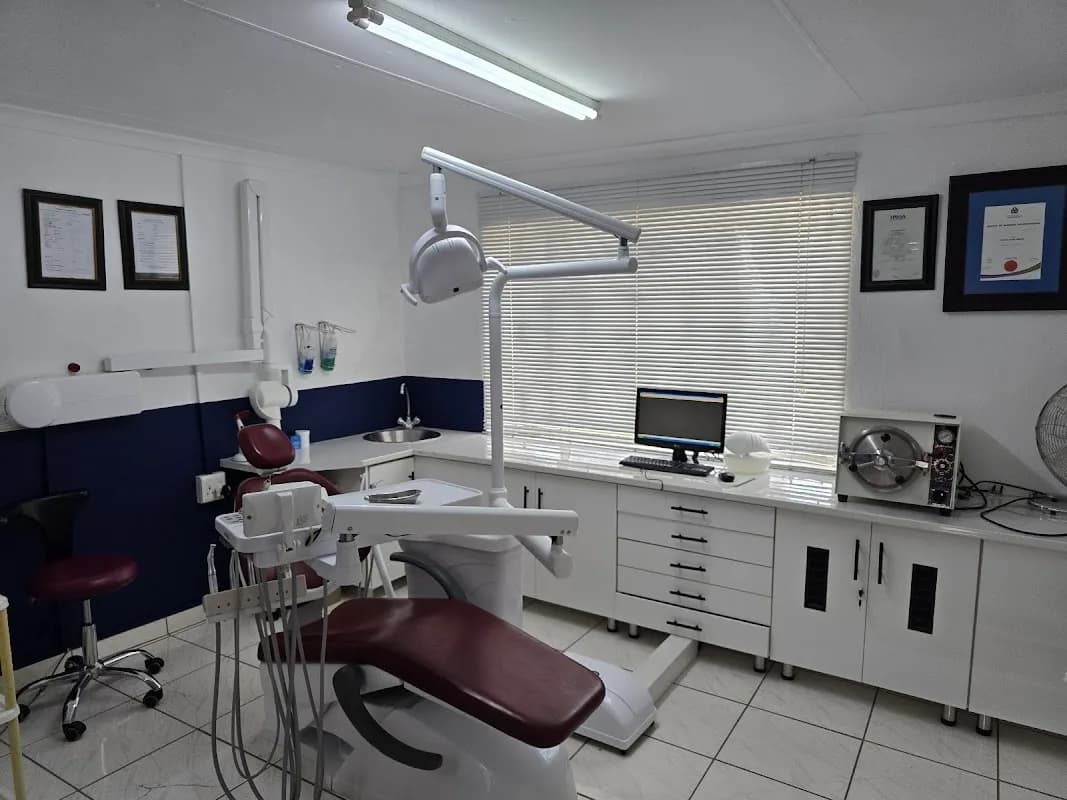 Thabo Mmethi Dental Therapy Center in Brits Central