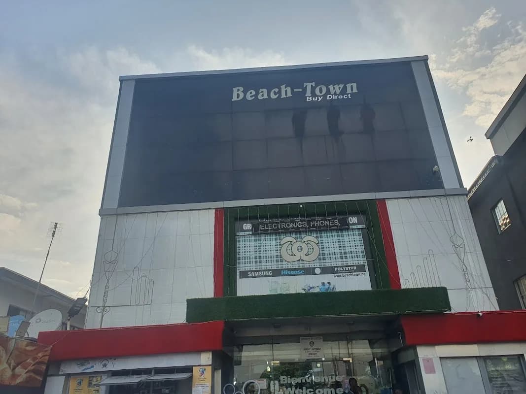 BEACH TOWN SUPERMAKET BADAGRY LAGOS in Badagry
