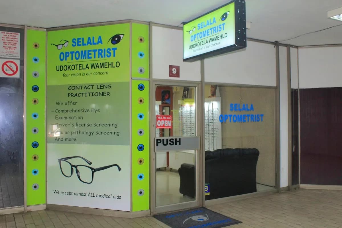 Selala Optometrist in Newcastle CBD