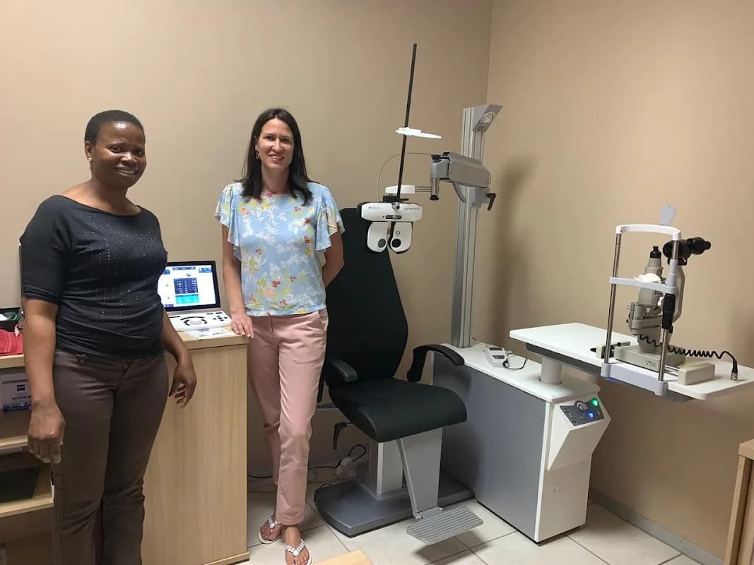 Specs4less Optometrists in Broederstroom