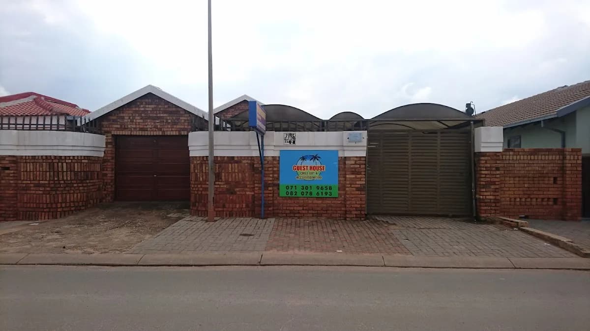 Chrismocath & T Bed and Breakfast in Dobsonville