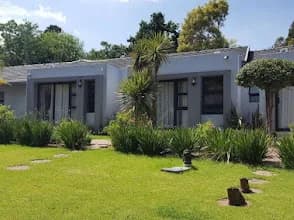 6 on Morris Guest Lodge in Paulshof