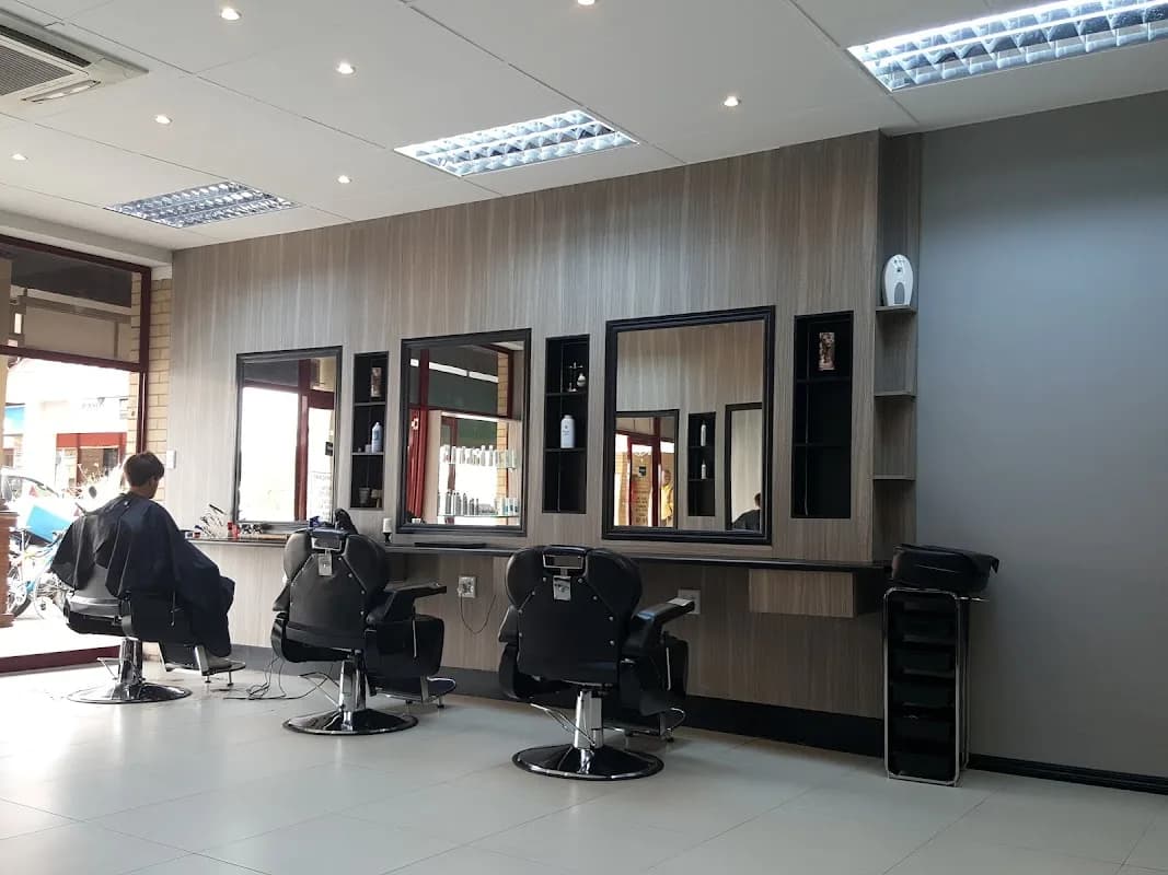 Ducci Cut & Style in Moreleta Park