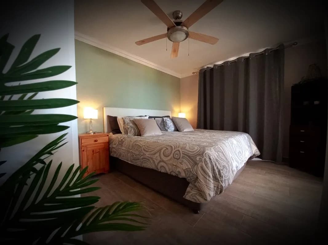 Bay-Side Apartment, Gordon's Bay in Gordon's Bay