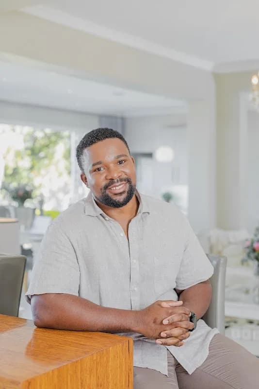 Pienaar Motabene - Real Estate Specialist in Vincent