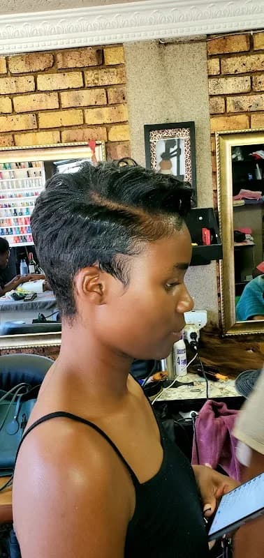 PERFECT HAIR AND BEAUTY SALON in Birch Acres