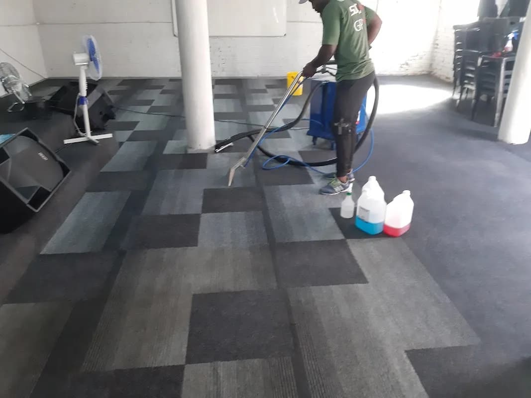Jay Jay carpet cleaners in Waterkloof