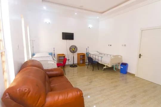Southern Shore Hospital in Ajah