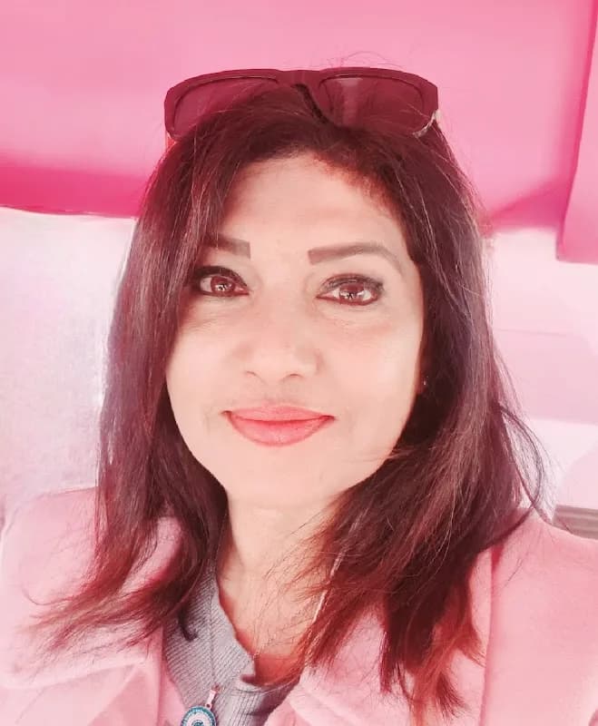 Dr Sharon Govender - Psychologist and Life Coach in Midfield Estate