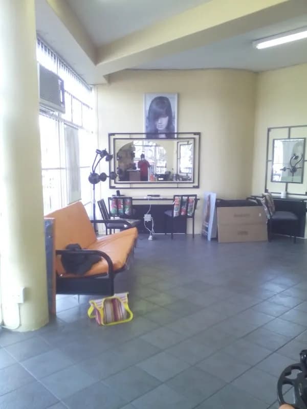 Hair Zone Fantasy in Elsburg
