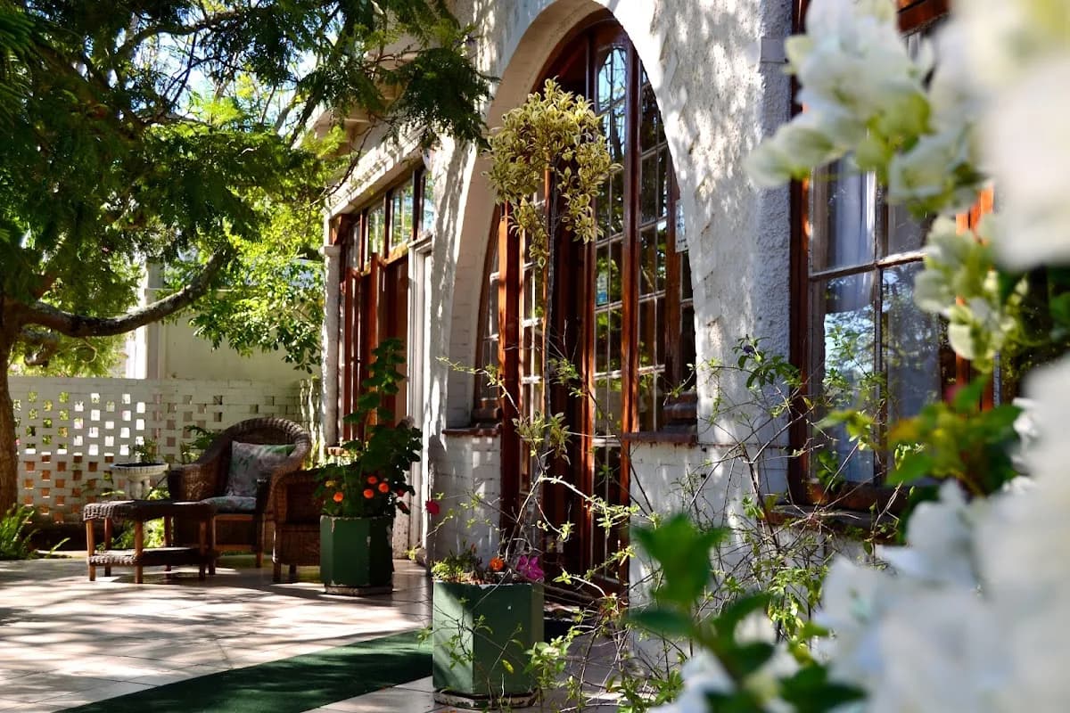 Buckingham Place Guest House in Gqeberha CBD