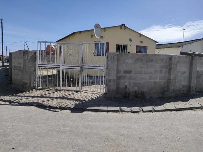 Umrhabulo Triangle in Khayelitsha