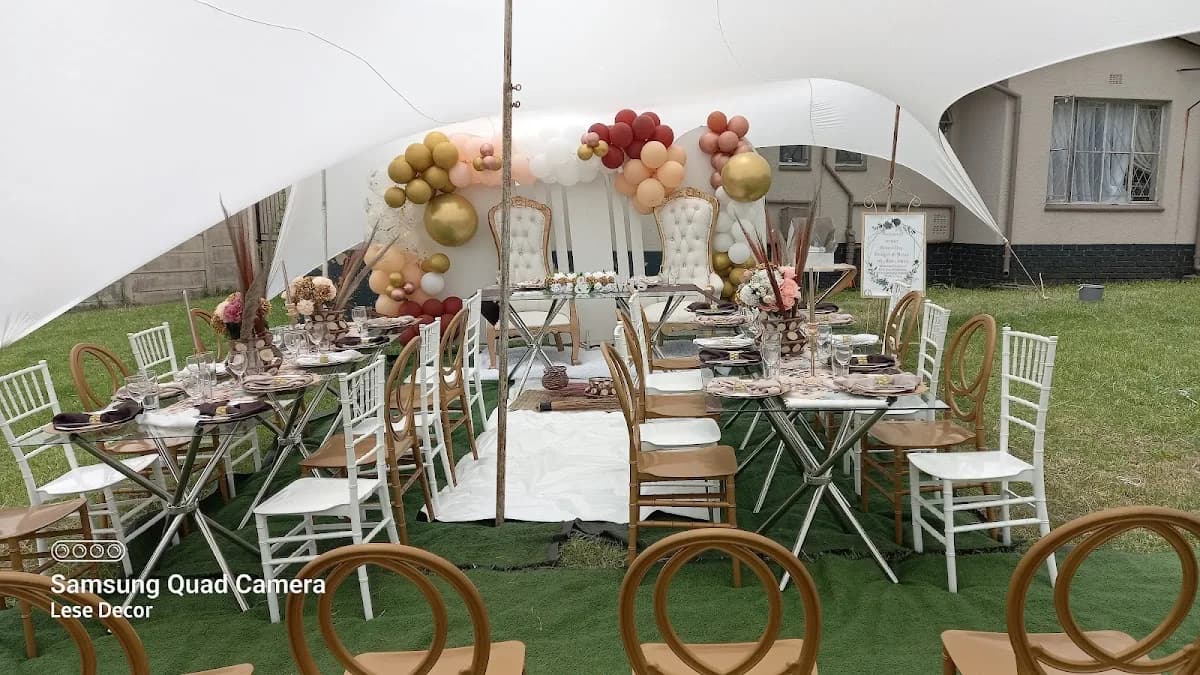 LESEDECOR in Birch Acres