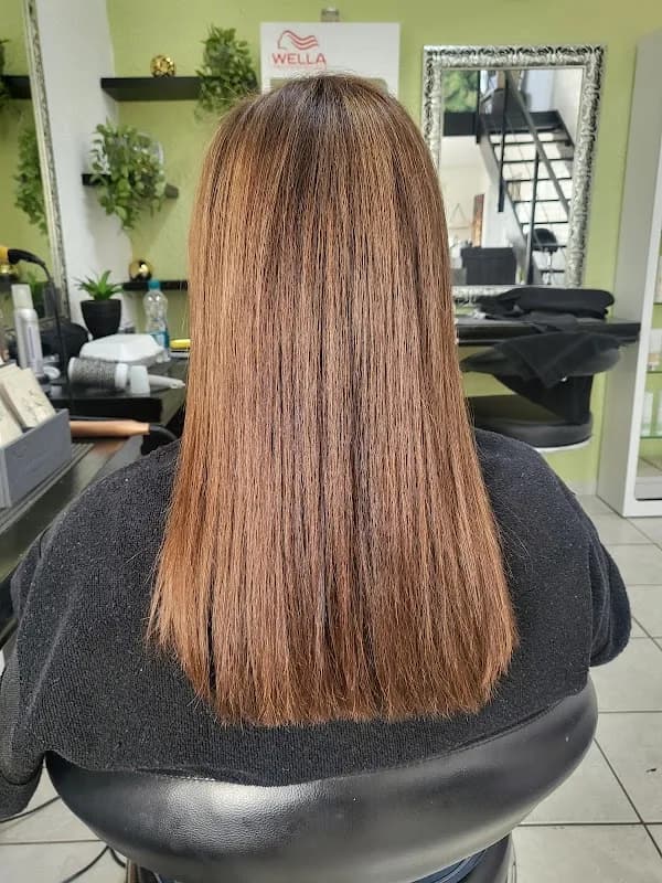 Devarsh Hair and Beauty Salon in Benoni CBD