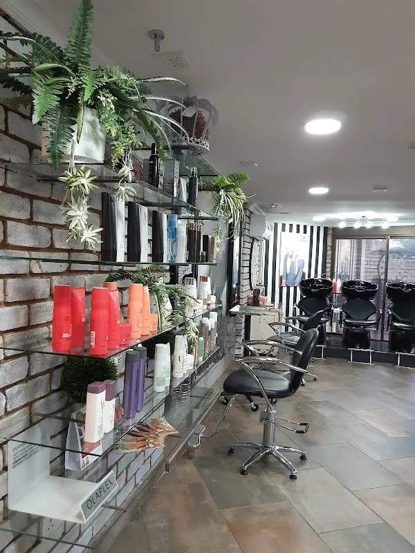 Empire Hair Emporium in Moreleta Park