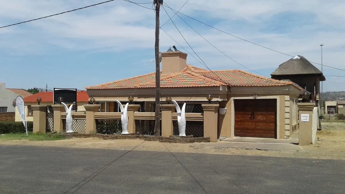 Up 2 Date Guest House in Phuthaditjhaba CBD
