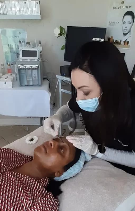 Dr Pen Aesthetics Bedfordview 10 years + in business in Edenvale