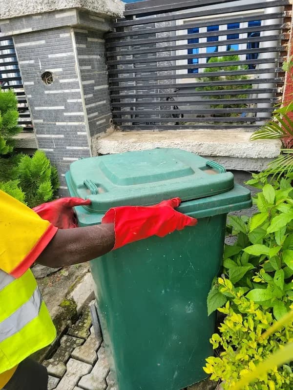 Greenlife Waste And Fumigation Services in Apo