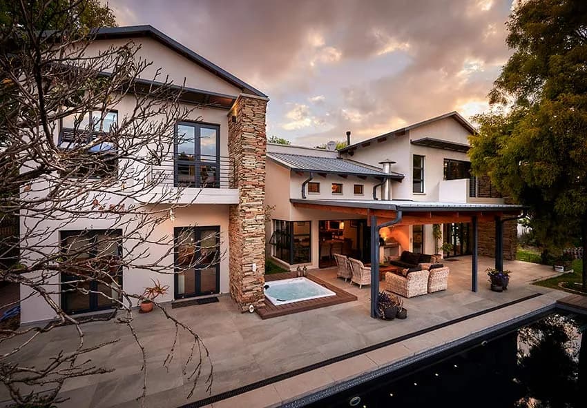 John McKenzie Architecture in Paulshof