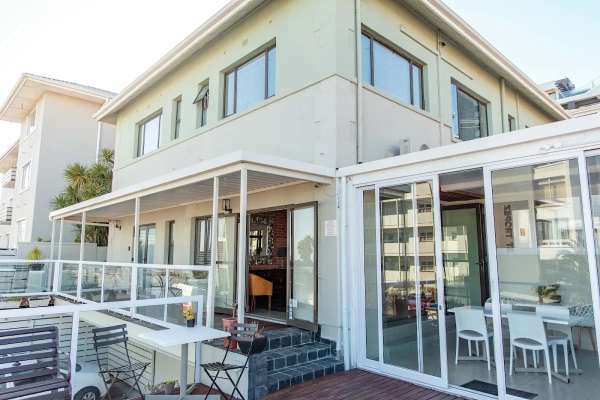 Leeuwenzee Guest House in Sea Point