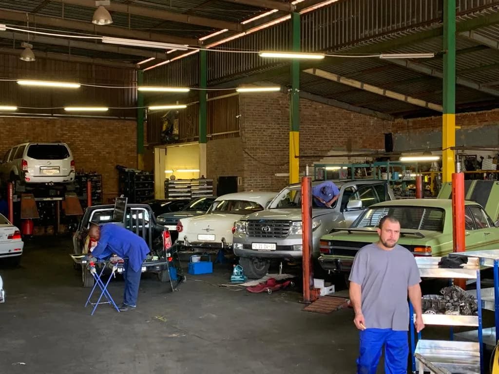Auto Mech Maintenance Repairs & Services CC in The Moot