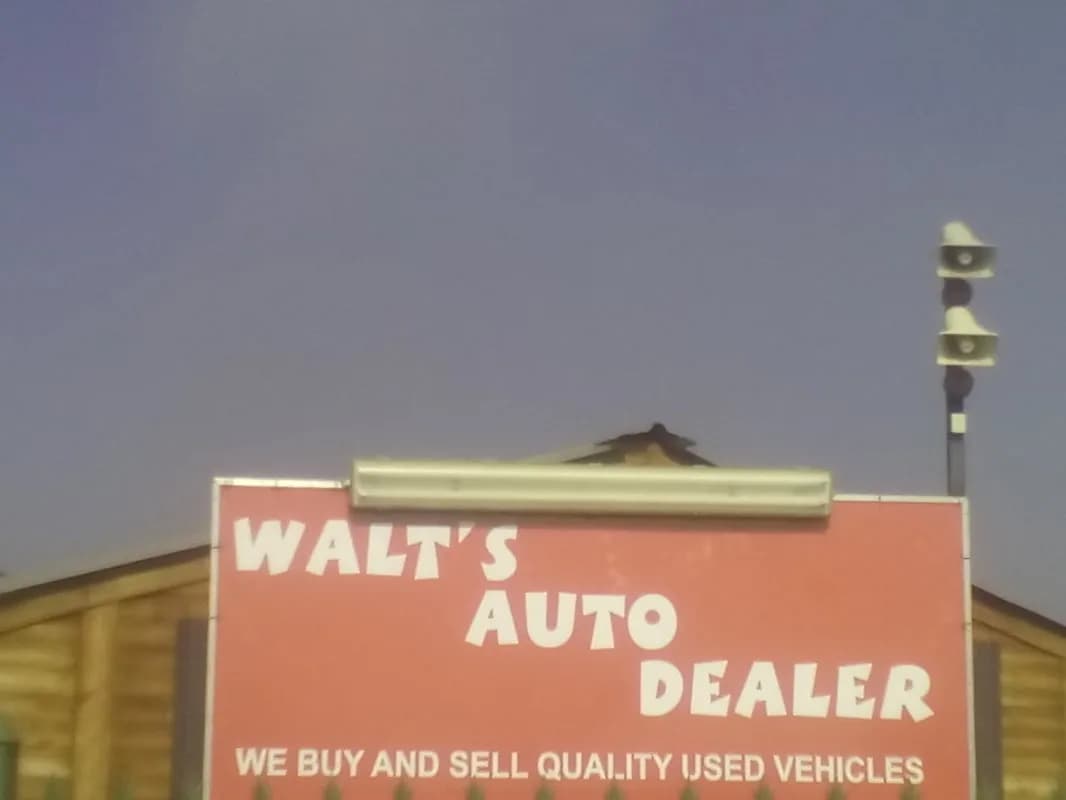 Walt's Auto Dealer in Broederstroom