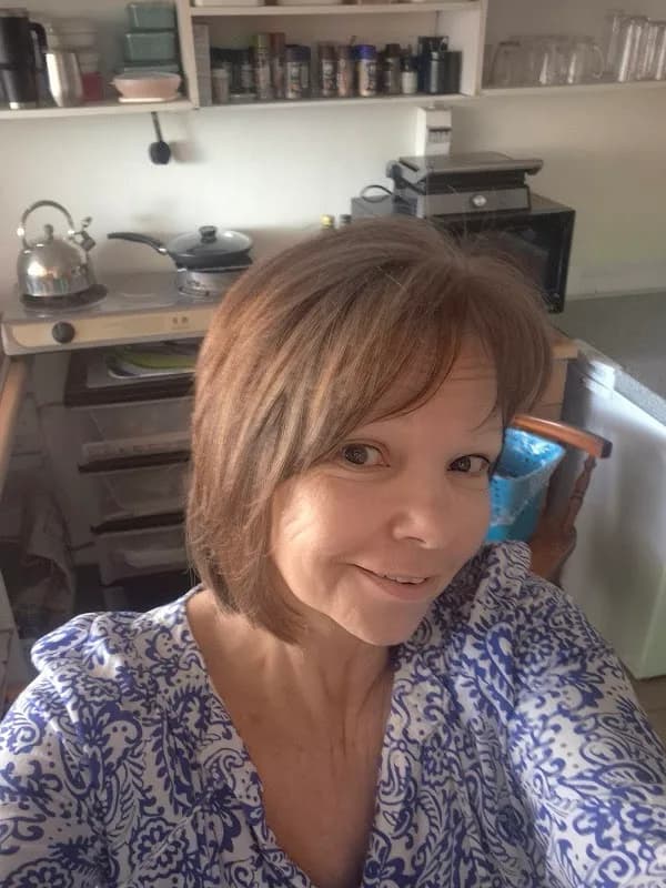 De Canha International Hairstylist in Meerensee