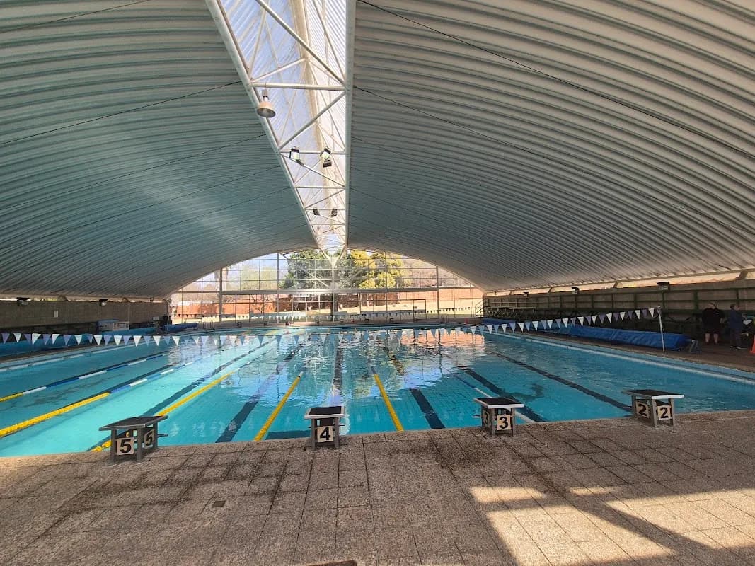 Linden Swimming Pool in Linden
