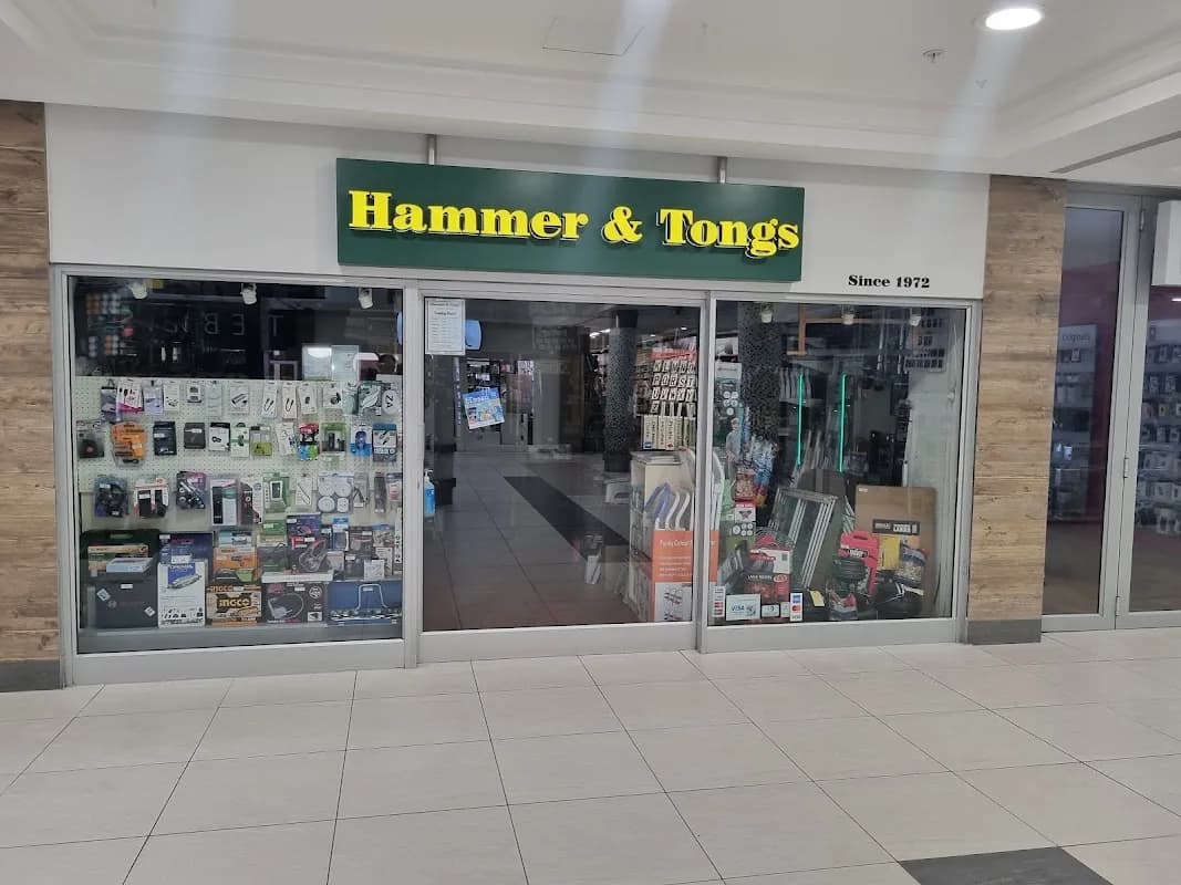 Hammer & Tongs Hardware in Camps Bay