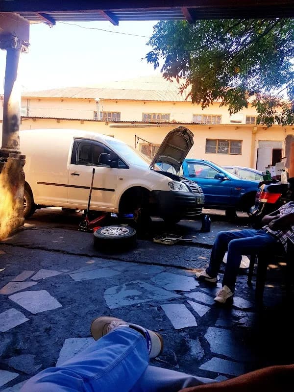 BIG BROTHERS MOTOR MECHANICS in Brits Central