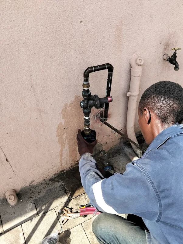 Ntsu Plumbing & Projects (Pty) Ltd in Roodepoort