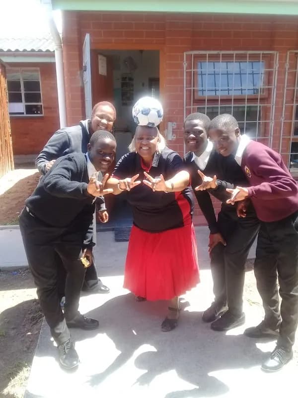 KwaVulindlebe School for the Deaf in Chatsworth