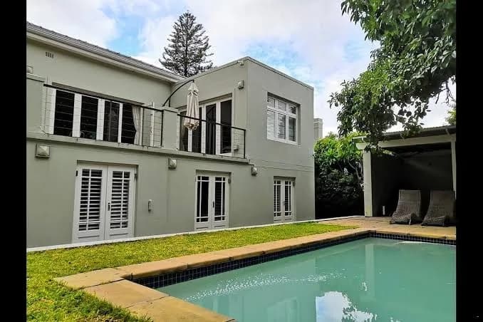 T House in Rondebosch