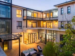 aha The Rex Hotel in Knysna CBD