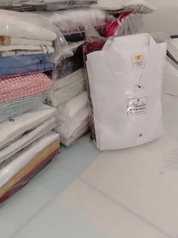 CLEAN UP LAUNDRY in Chika