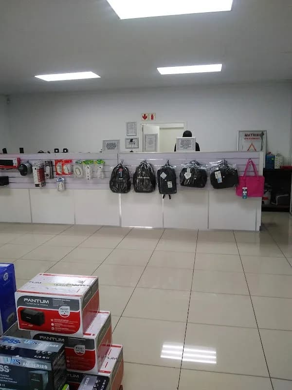 @iT Computer Store Melville in Melville