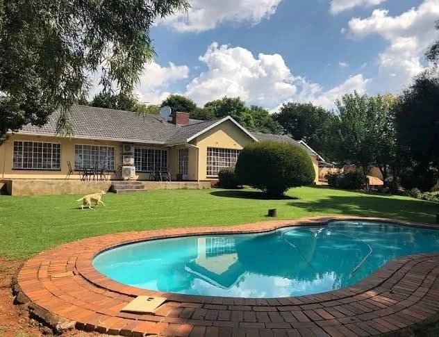 Khuvena Guesthouse in Northcliff