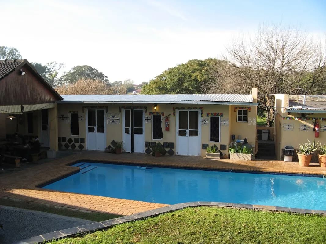Sleek Hostel //Sleek Backpacker in Craighall