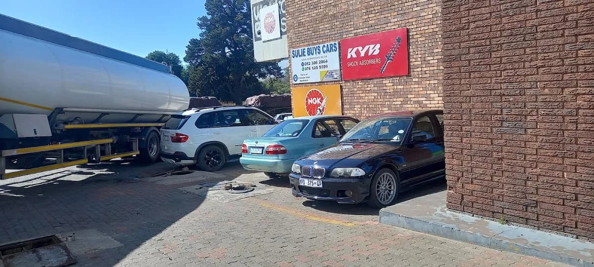 Richard Service Center in Krugersdorp CBD