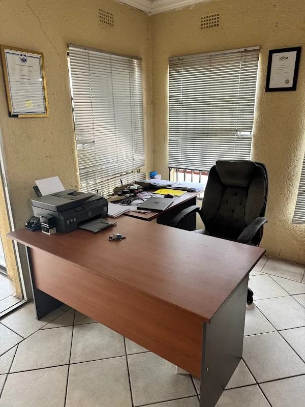 CLIFF AND SON ACCOUNTING SERVICES in Hazyview
