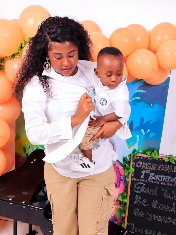 W&S PHOTOSHOOT & VIDEOGRAPHY STUDIO in Alberton