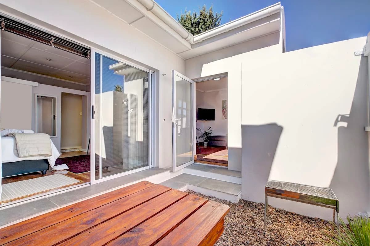 Affinity Cottage in Newton Park